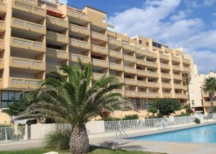 En Bord De Avec Terrasse Et Parking Securise - Fr-1-529-139 Le Barcarès