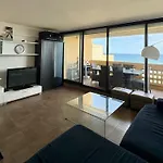 En Bord De Avec Terrasse Et Parking Securise - Fr-1-529-139