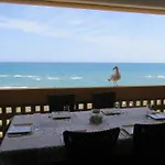 En Bord De Avec Terrasse Et Parking Securise - Fr-1-529-139 *